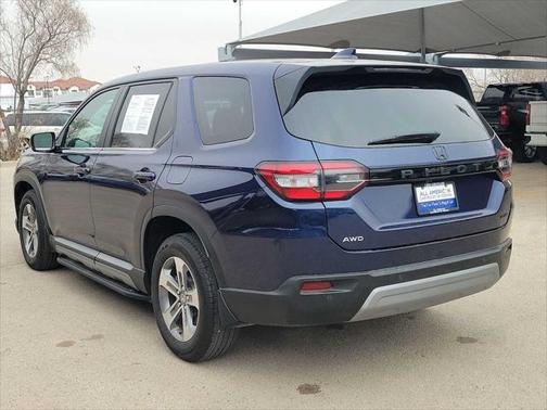 2023 Honda Pilot AWD EX-L 8 Passenger