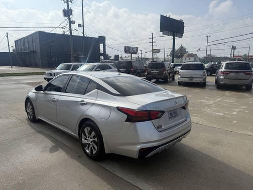 2020 Nissan Altima S FWD