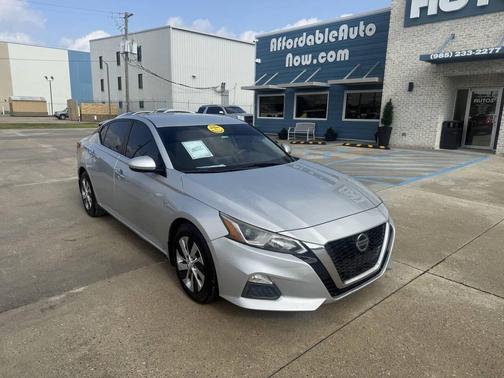 2020 Nissan Altima S FWD