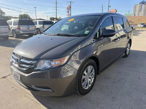 Modern Steel Metallic 2016 Honda Odyssey SE
