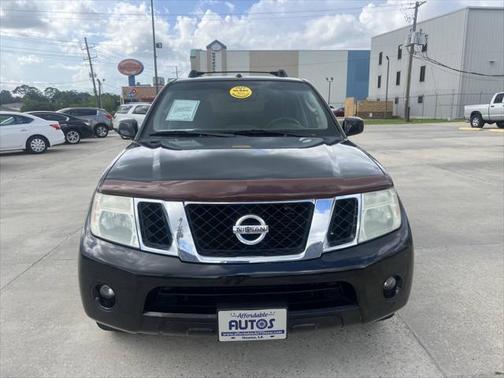2010 Nissan Pathfinder SE