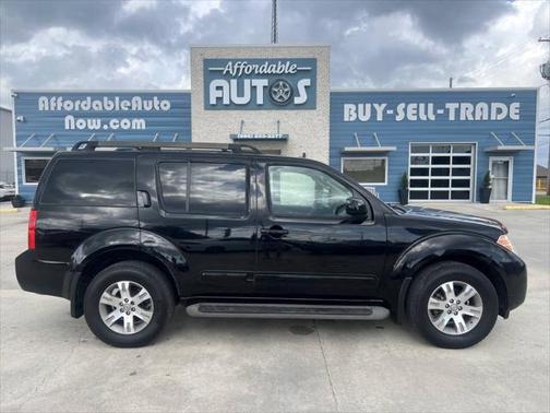 2010 Nissan Pathfinder SE
