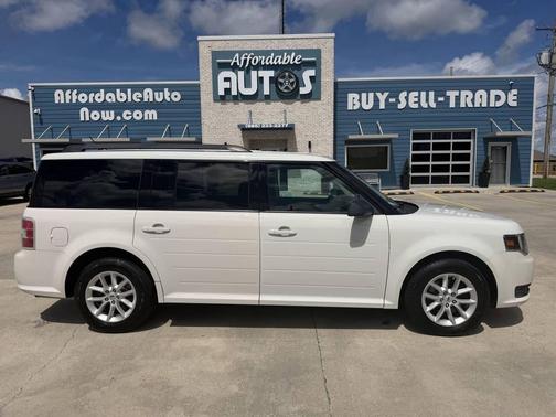 White 2014 Ford Flex SE