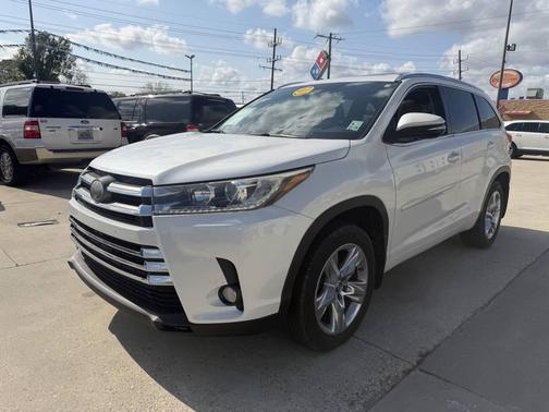 2018 Toyota Highlander Limited Platinum