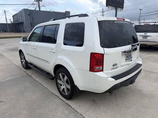 White Diamond Pearl 2013 Honda Pilot Touring
