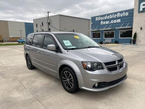 2016 Dodge Grand Caravan R/T