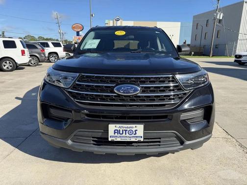 Agate Black Metallic 2021 Ford Explorer XLT