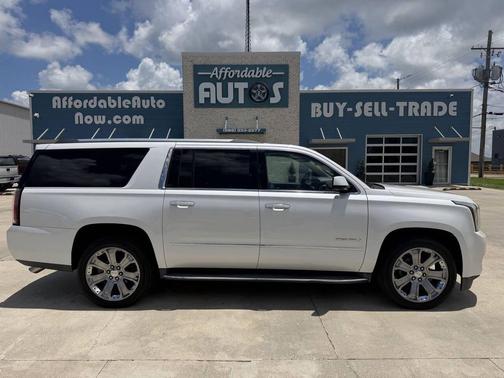 White Frost Tricoat 2016 GMC Yukon XL Denali