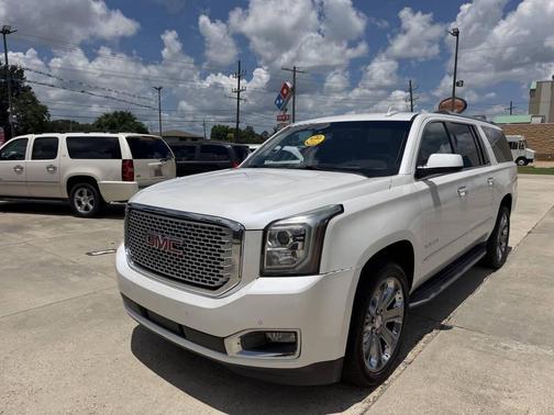 White Frost Tricoat 2016 GMC Yukon XL Denali