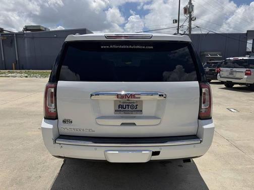 White Frost Tricoat 2016 GMC Yukon XL Denali