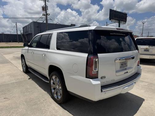 White Frost Tricoat 2016 GMC Yukon XL Denali