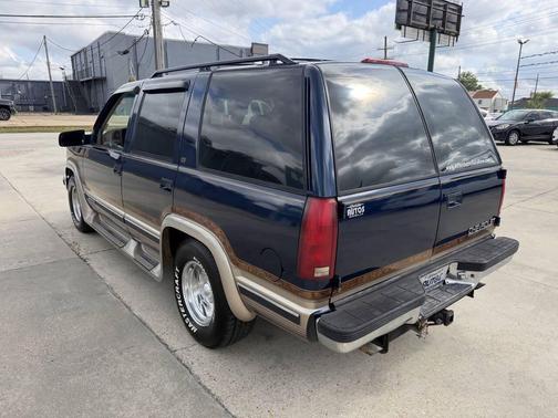 Indigo Blue Metallic 1997 Chevrolet Tahoe LT