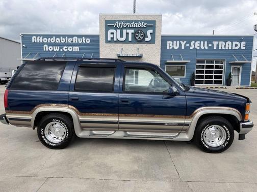 Indigo Blue Metallic 1997 Chevrolet Tahoe LT