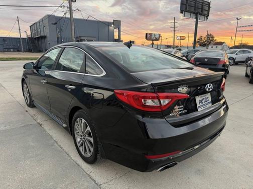 2016 Hyundai SONATA Sport
