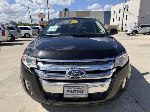 Black 2011 Ford Edge SEL