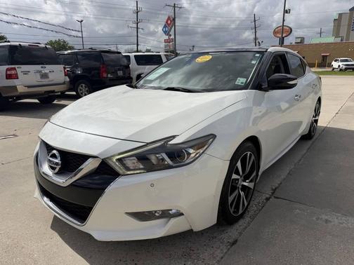 Pearl White 2017 Nissan Maxima 3.5 SL