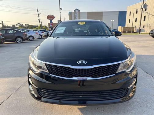 2017 Kia Optima LX