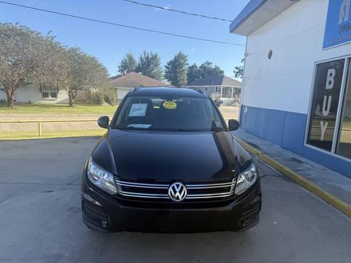 2016 Volkswagen Tiguan S