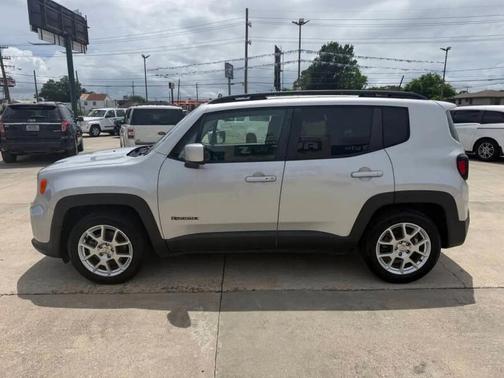 Glacier Metallic Clearcoat 2019 Jeep Renegade Latitude