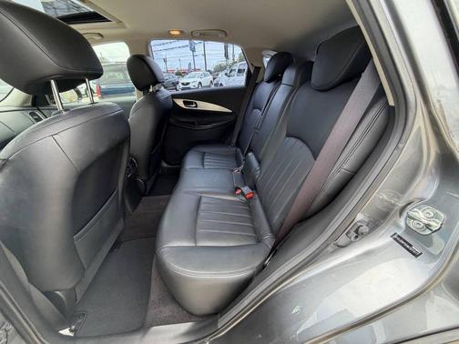 Graphite Shadow 2017 INFINITI QX50 Base