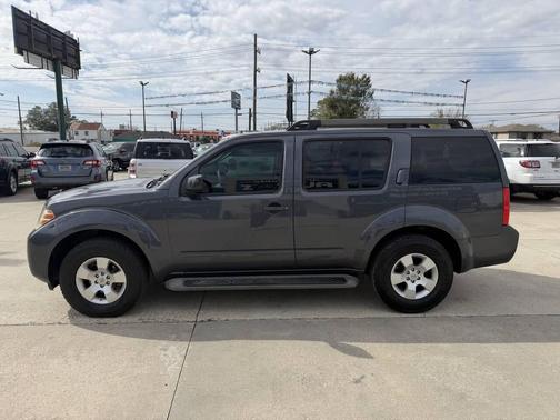 2011 Nissan Pathfinder S