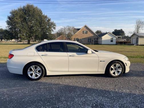 2011 BMW 528 528i 4dr Sedan