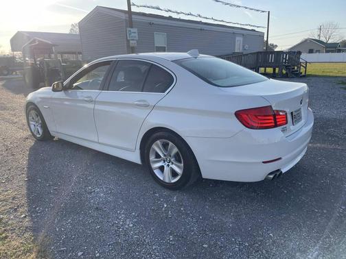 2011 BMW 528 528i 4dr Sedan