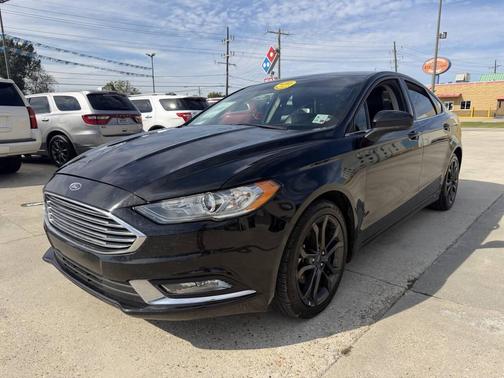 2018 Ford Fusion SE