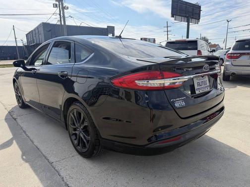 2018 Ford Fusion SE