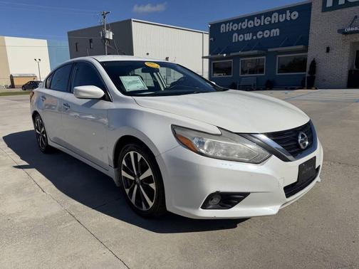 2016 Nissan Altima 2.5 SR