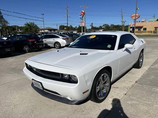 2014 Dodge Challenger SXT