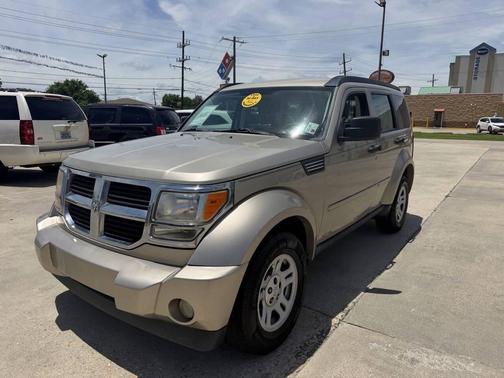 Tan 2010 Dodge Nitro SE
