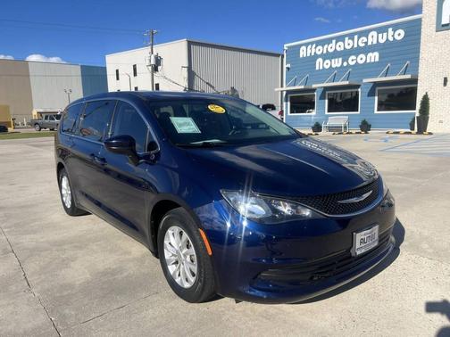 2019 Chrysler Pacifica LX