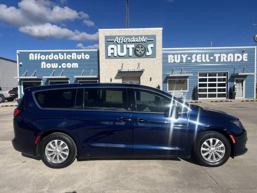 2019 Chrysler Pacifica LX
