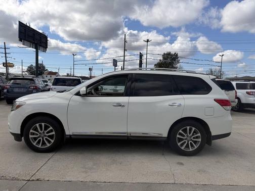 2014 Nissan Pathfinder SL