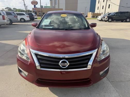 Cayenne Red Metallic 2013 Nissan Altima 2.5 SV