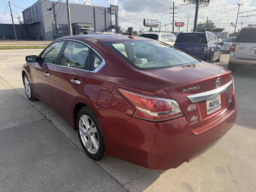 Cayenne Red Metallic 2013 Nissan Altima 2.5 SV