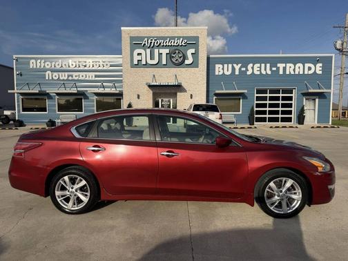 Cayenne Red Metallic 2013 Nissan Altima 2.5 SV