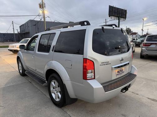 2012 Nissan Pathfinder Silver