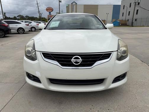 Pearl White 2013 Nissan Altima 2.5 S