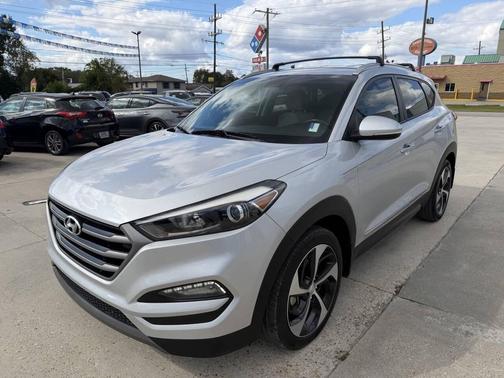 2016 Hyundai TUCSON Sport