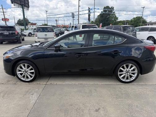Jet Black Mica 2017 Mazda Mazda3 Grand Touring