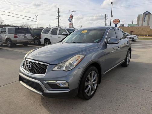 2017 INFINITI QX50 Base