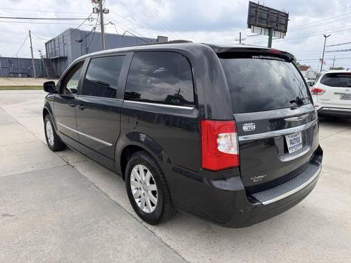 Mocha Java Pearlcoat 2015 Chrysler Town & Country Touring