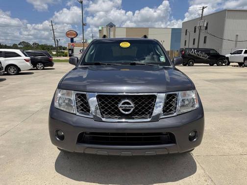 Dark Slate Metallic 2011 Nissan Pathfinder SV
