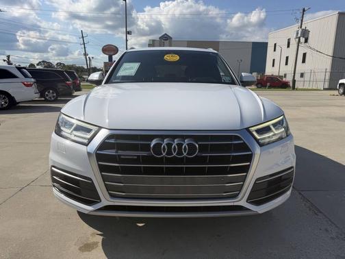 Ibis White 2018 Audi Q5 2.0T Premium Plus