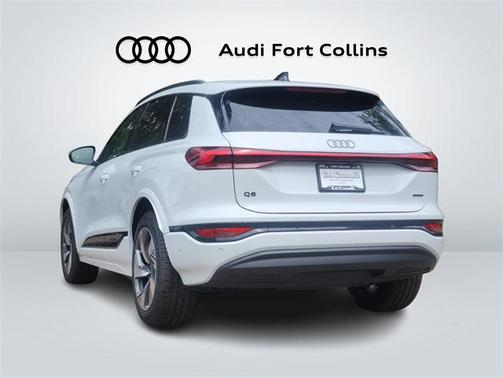 2025 Audi Q6 e-tron Premium Plus quattro
