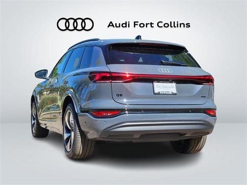 2025 Audi Q6 e-tron Premium Plus quattro