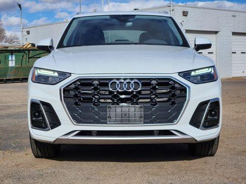2023 Audi Q5 45 S line Premium
