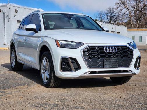 2023 Audi Q5 45 S line Premium